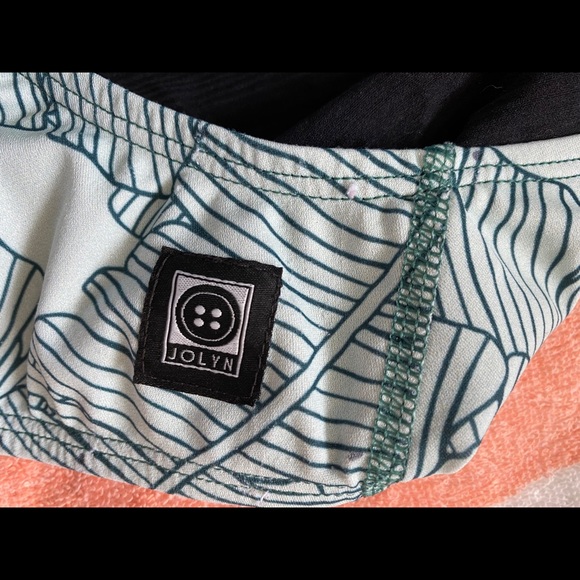 Jolyn Paradiso Murray Swimsuit size 32 - Picture 4 of 5